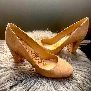 Sam Edelman Stillson suede camel nude block heels